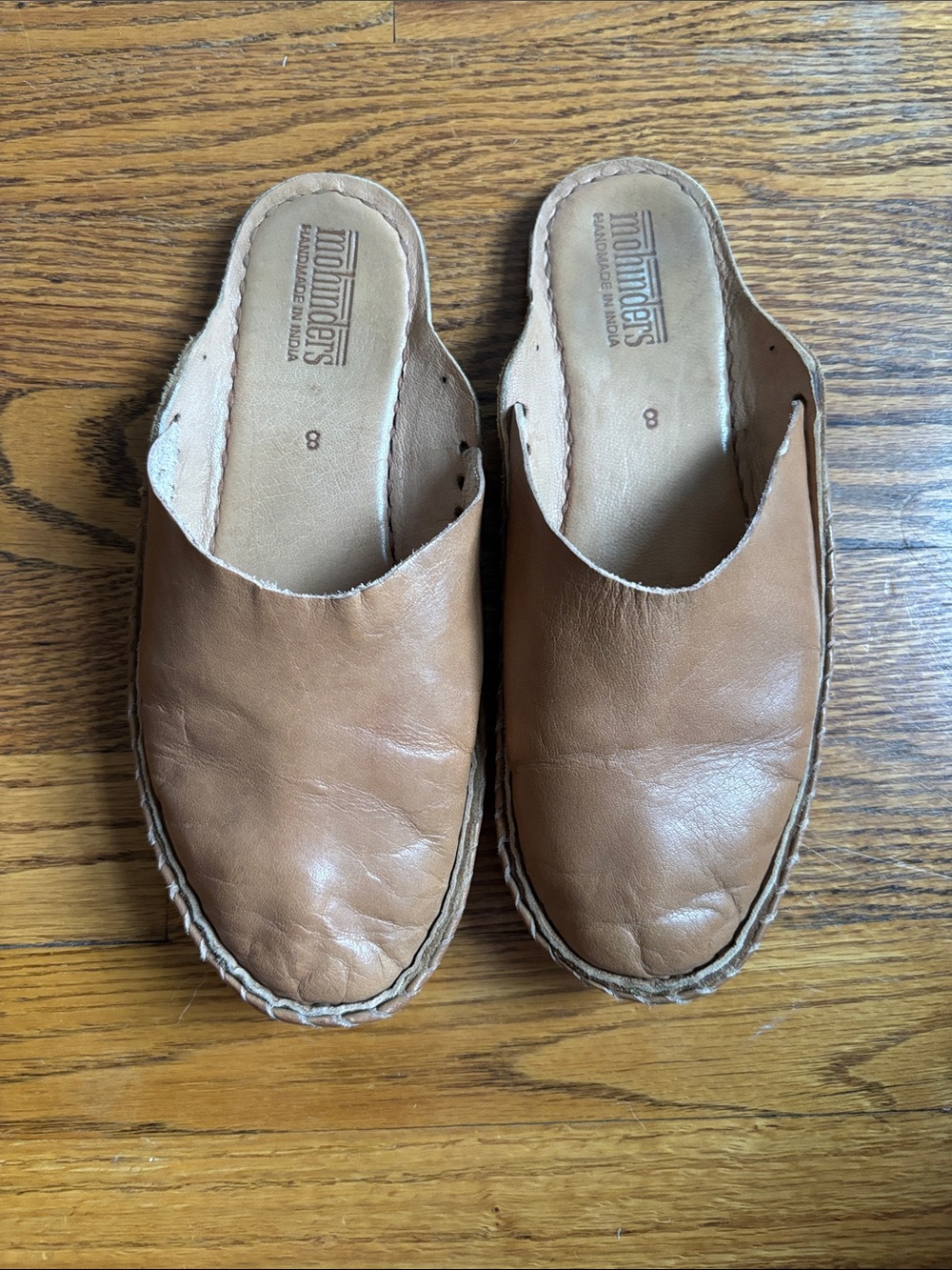 Mohinders Leather Slide